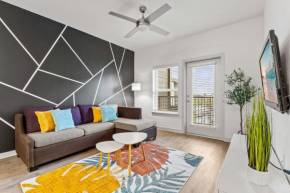 Complete Sleek Modern Apartment 10 Min to Parks Pets Allowed, Resort-Style Amenities